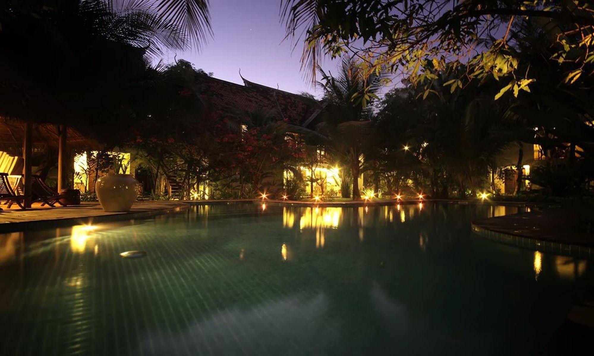 Mysteres D'Angkor Siem Reap Lodge Exterior foto